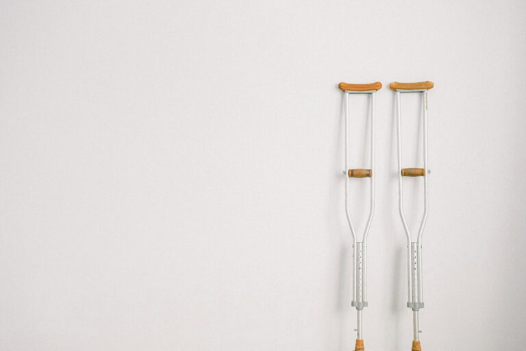 6 Signs You’re Relying on a Crutch in Your Life